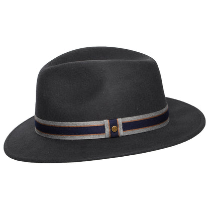 Chapeau Fedora Safari en Laine Feutrée Déformable Hydrofuge Valcourt Traveller gris foncé STETSON