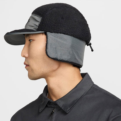 Casquette 5 Panel Avec Protège-Oreilles Fly noir-gris NIKE GOLF